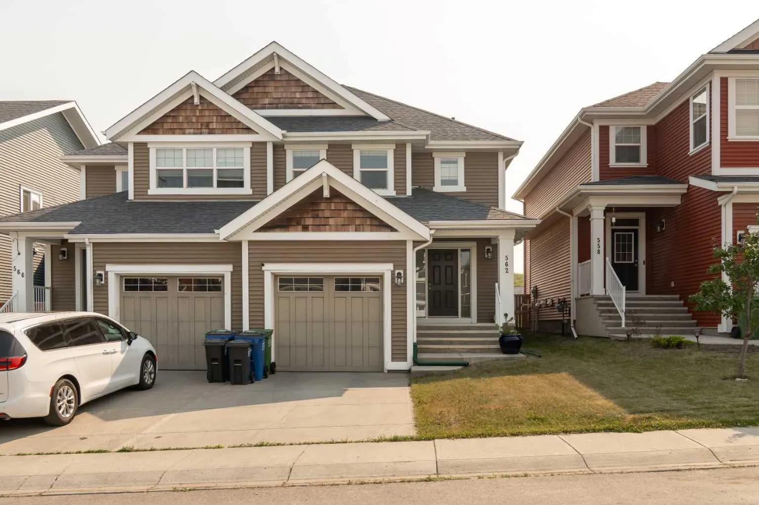 Semi Detached (Half Duplex)