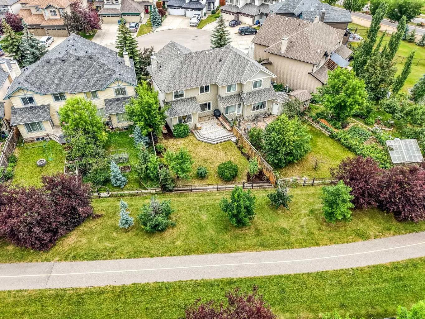 Semi Detached (Half Duplex)
