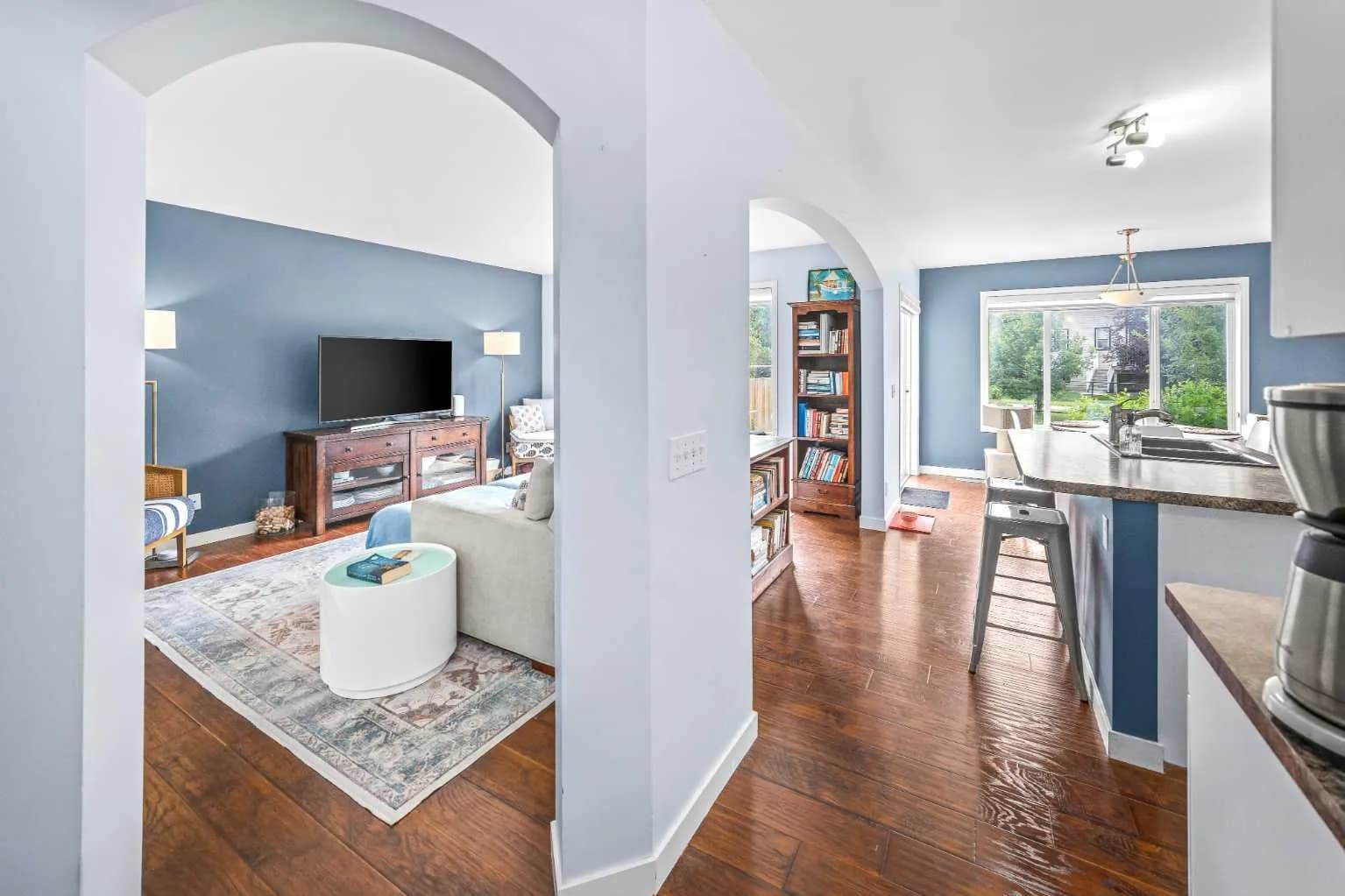 Semi Detached (Half Duplex)