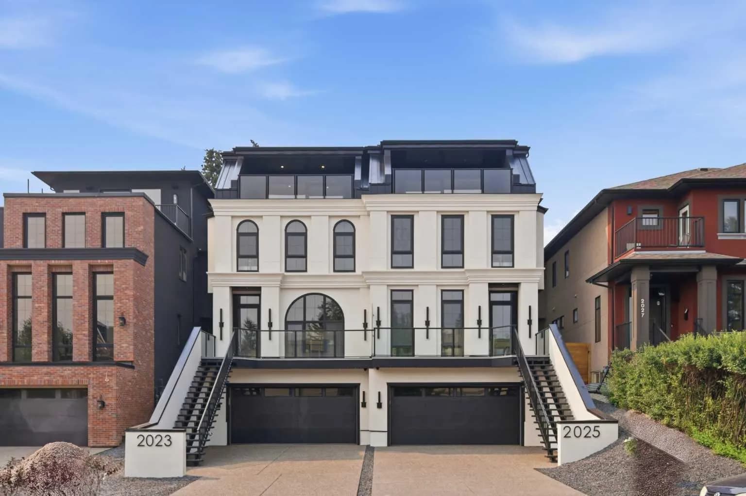 Semi Detached (Half Duplex)