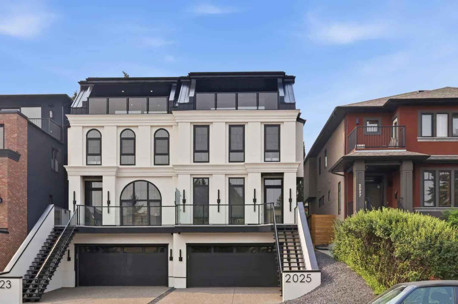 Semi Detached (Half Duplex)