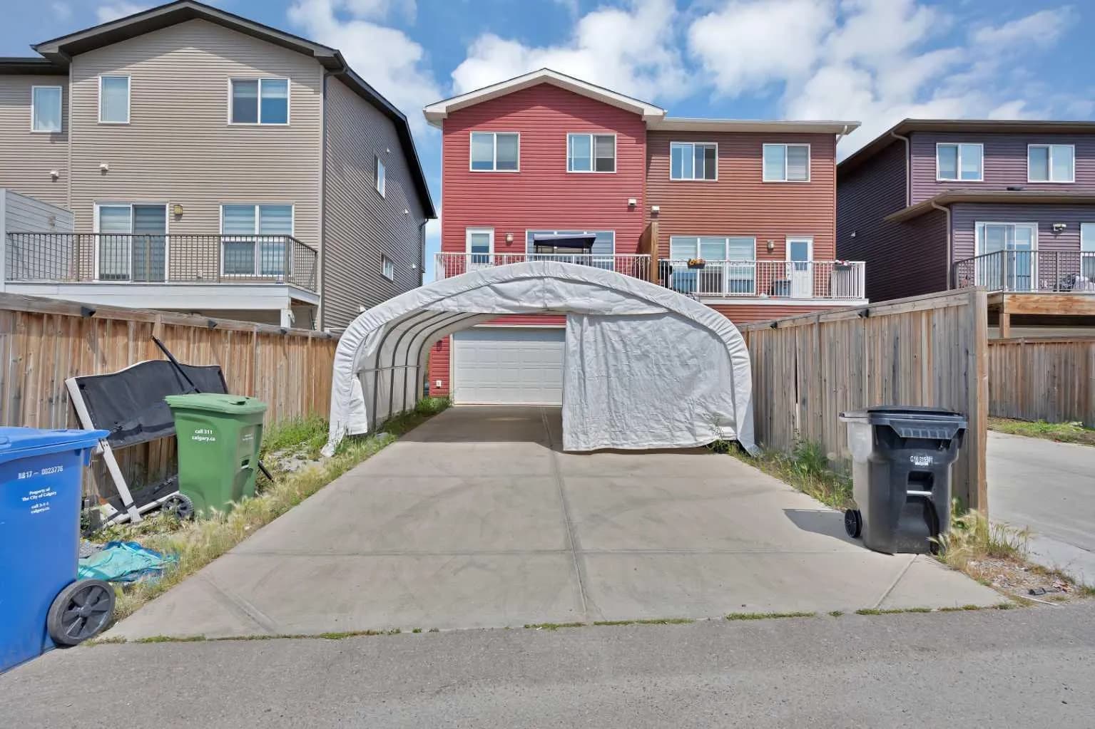Semi Detached (Half Duplex)