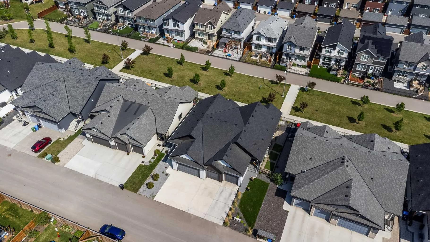 Semi Detached (Half Duplex)