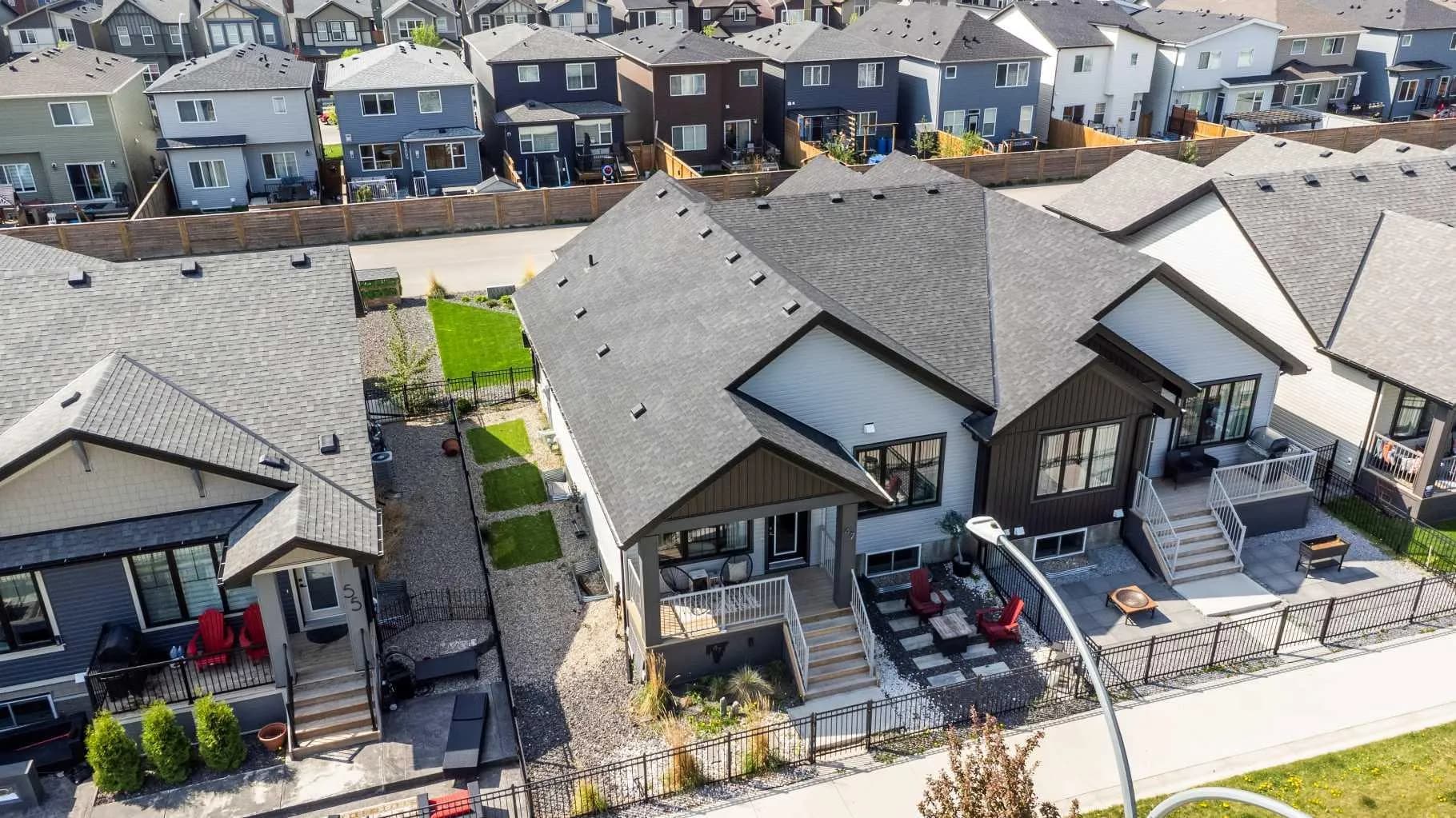 Semi Detached (Half Duplex)