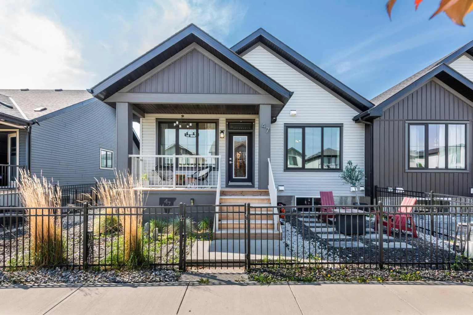 Semi Detached (Half Duplex)