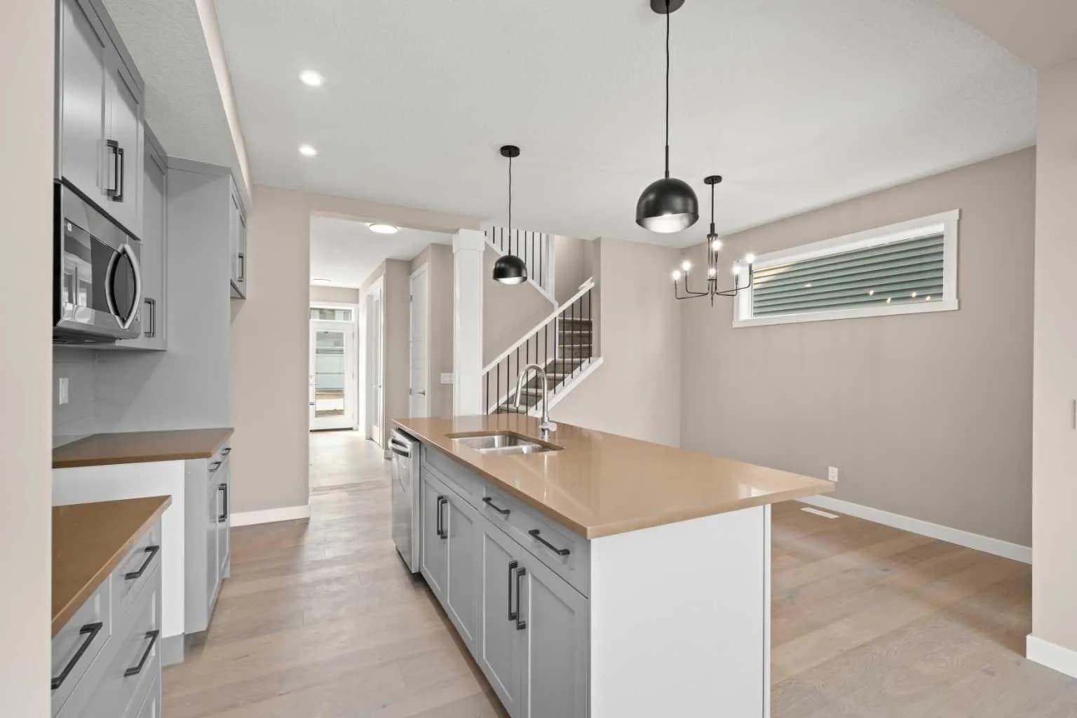 Semi Detached (Half Duplex)