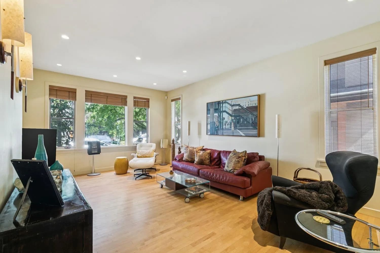 Semi Detached (Half Duplex)