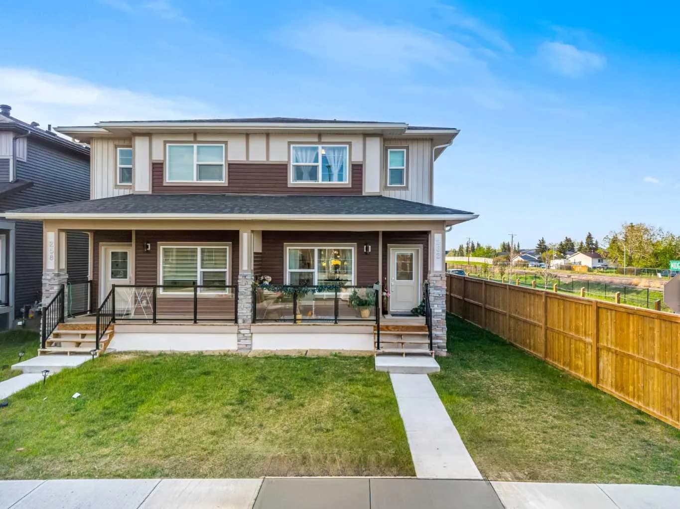 Semi Detached (Half Duplex)