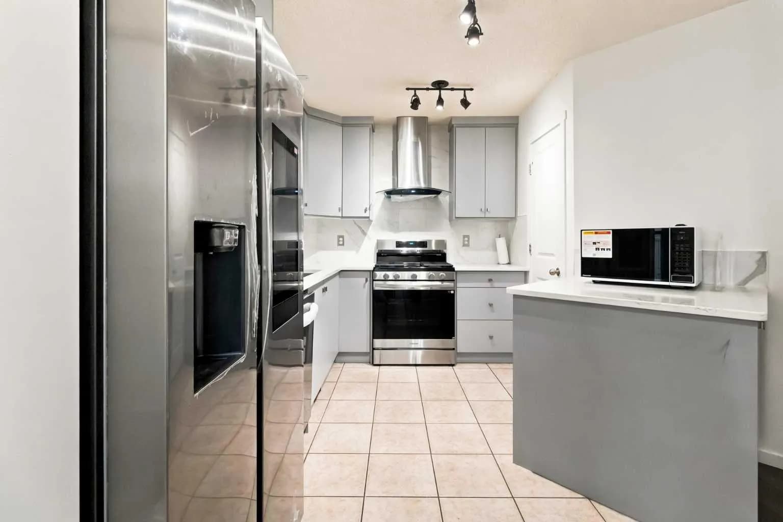 Semi Detached (Half Duplex)