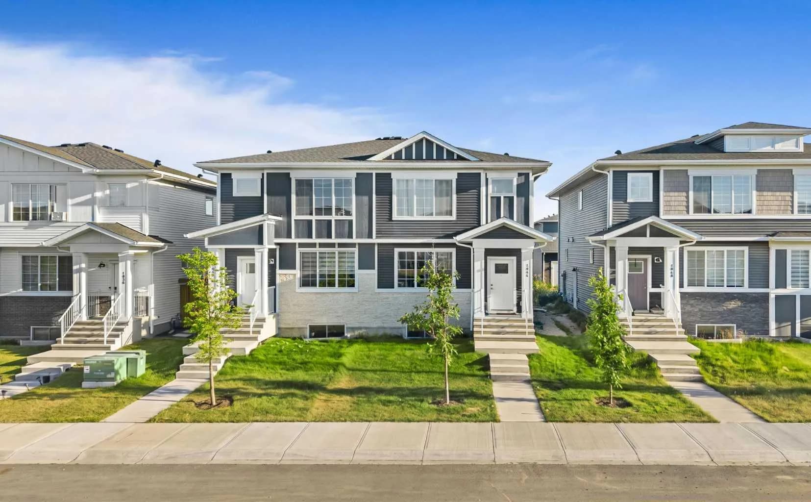 Semi Detached (Half Duplex)