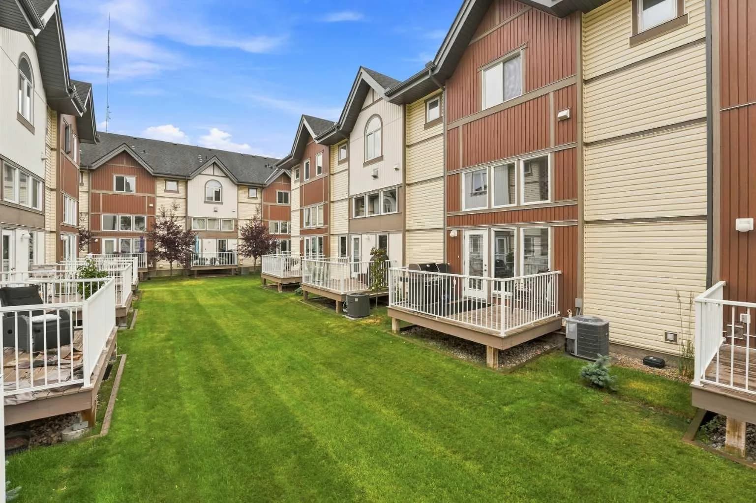 Row/Townhouse