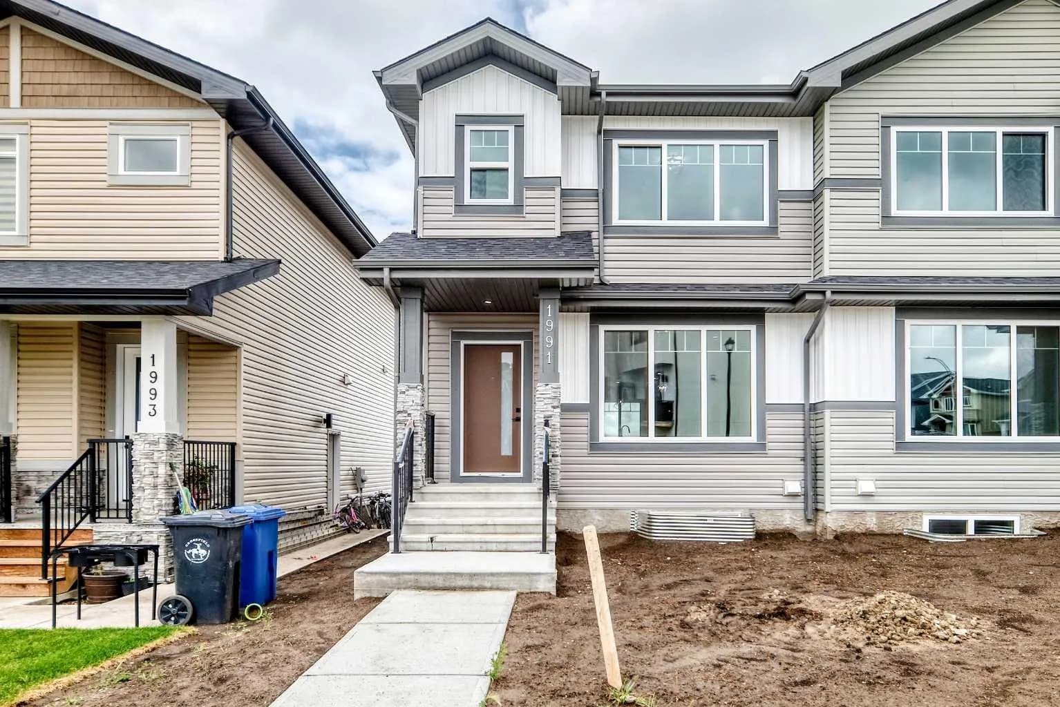 Semi Detached (Half Duplex)