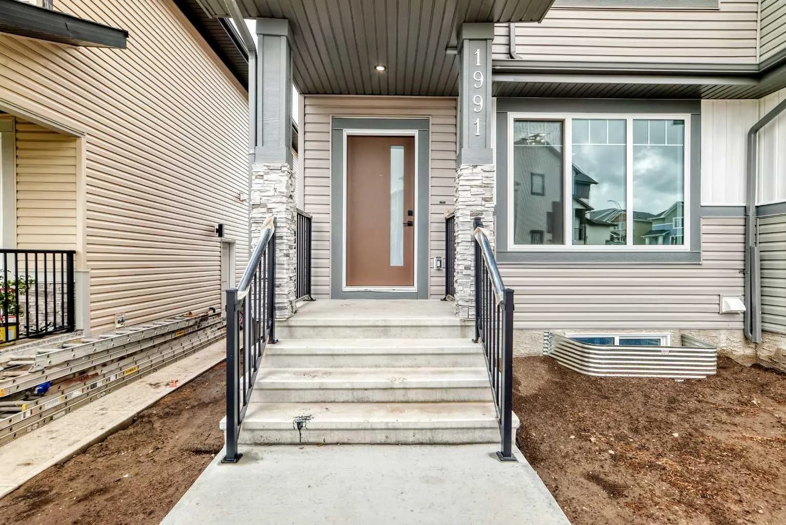 Semi Detached (Half Duplex)