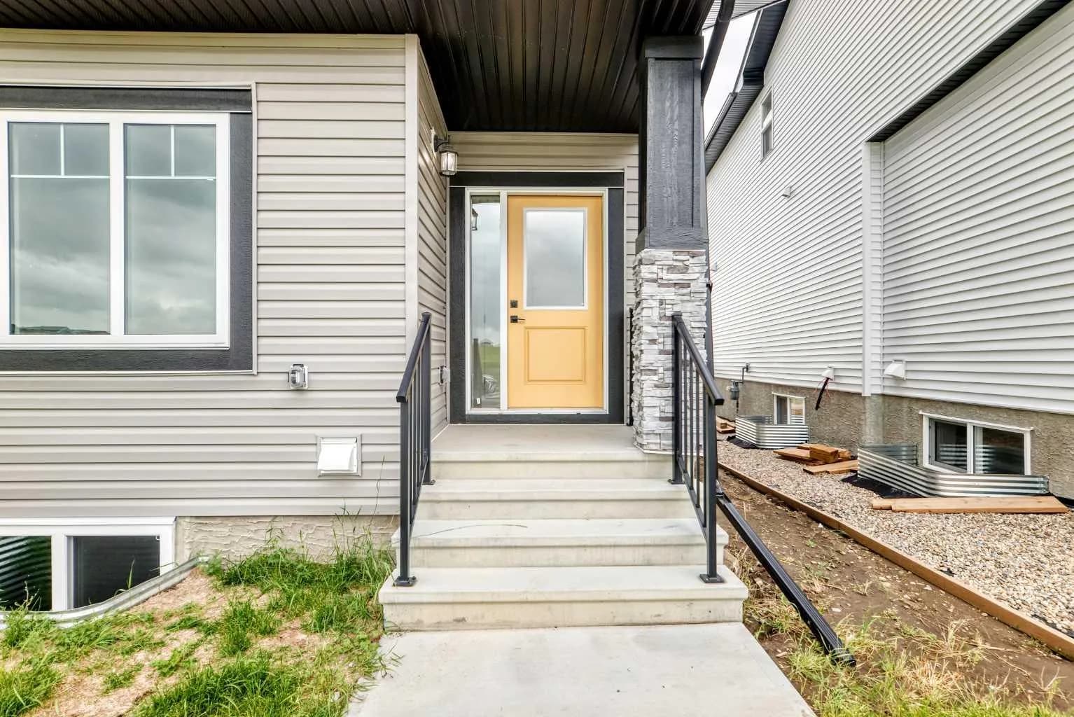 Semi Detached (Half Duplex)