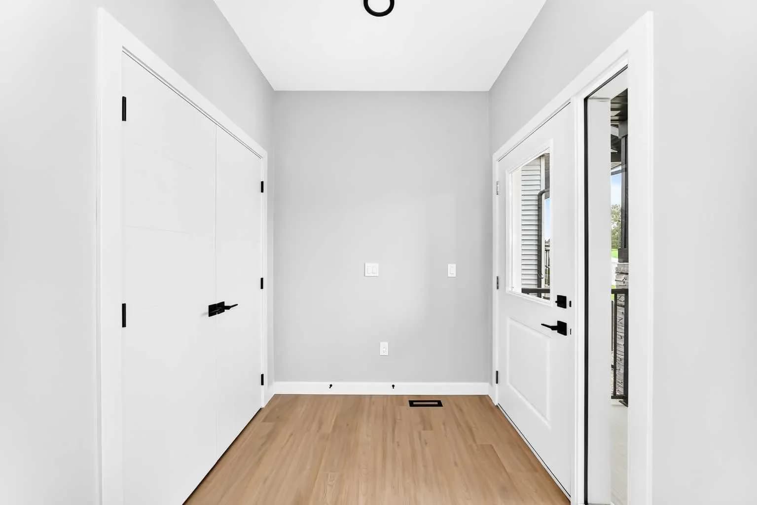 Semi Detached (Half Duplex)