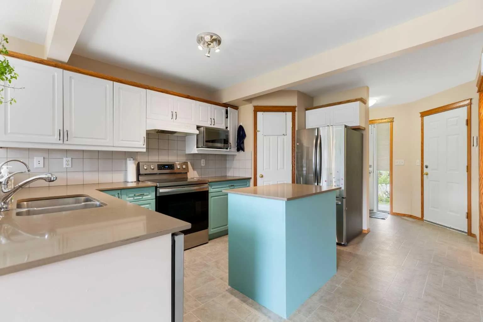 Semi Detached (Half Duplex)