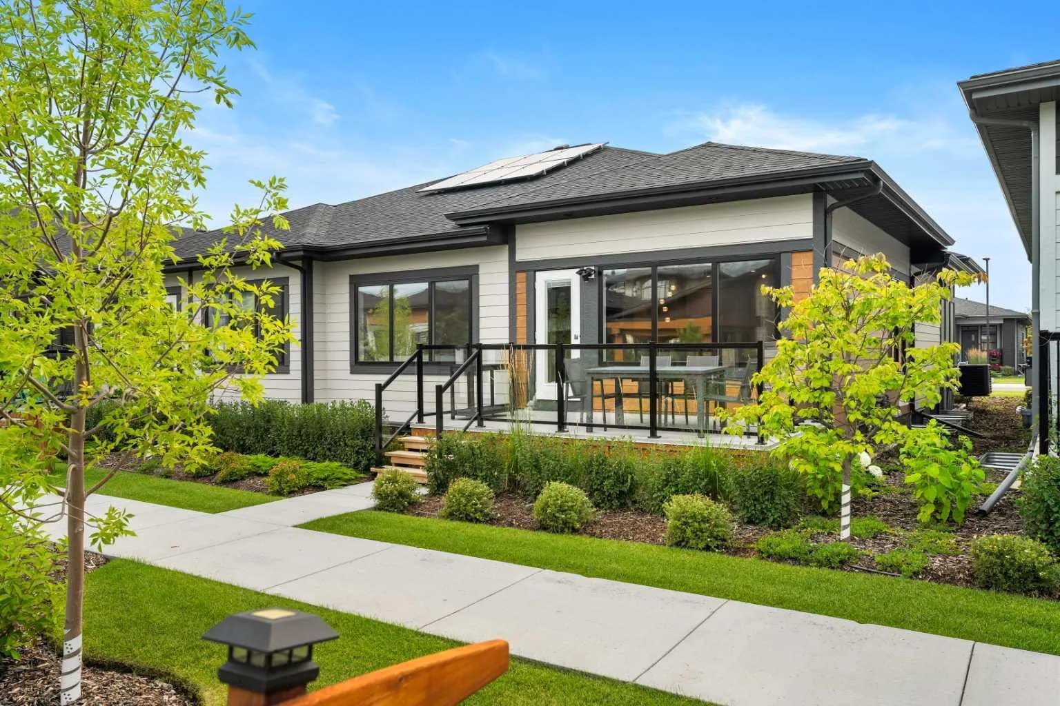 Semi Detached (Half Duplex)