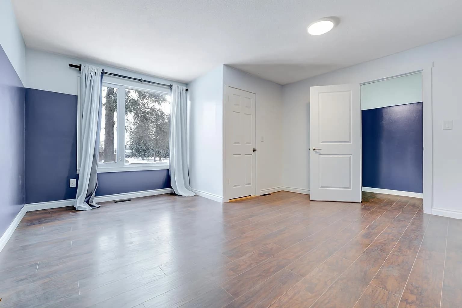 Semi Detached (Half Duplex)