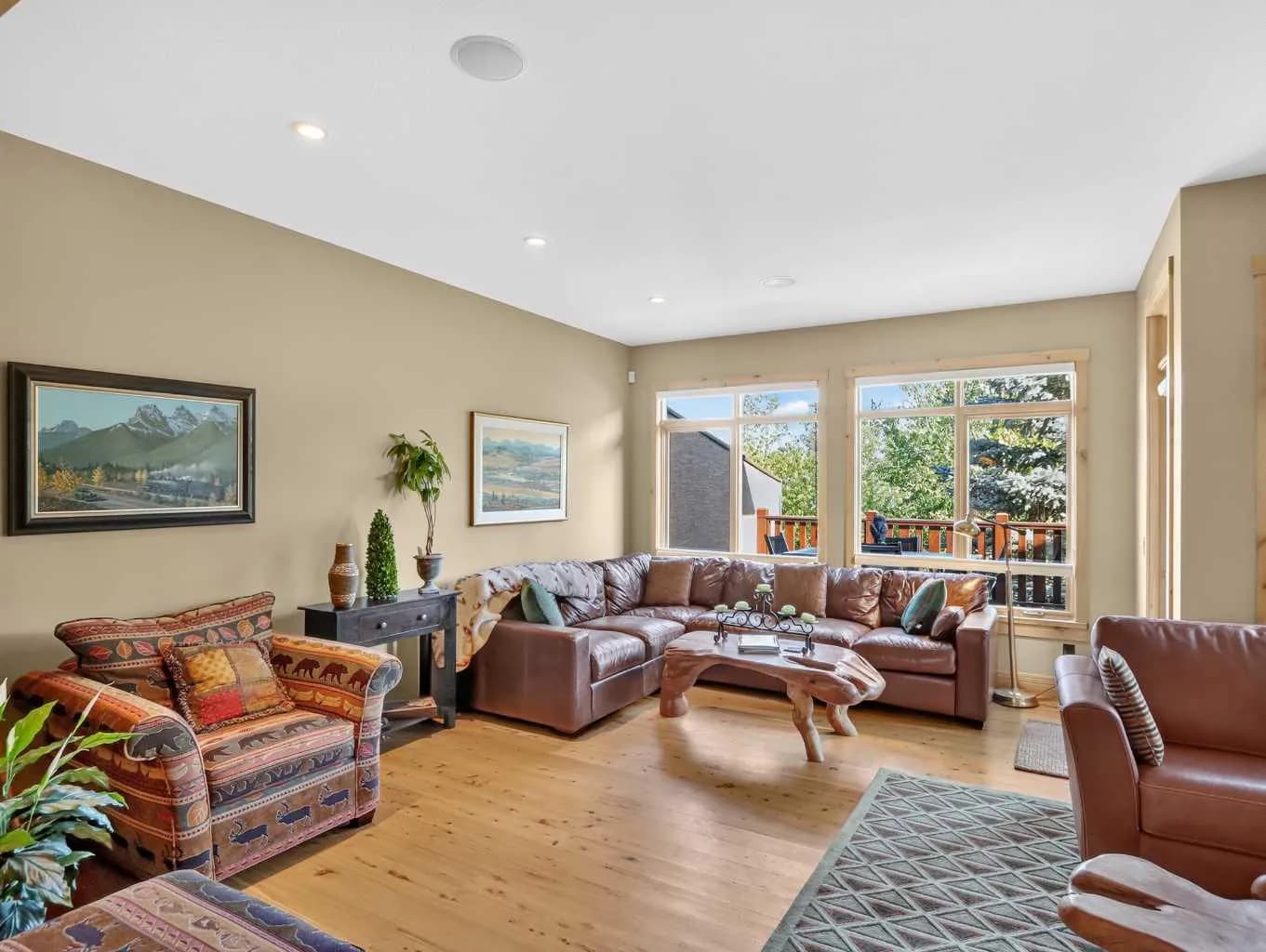Semi Detached (Half Duplex)