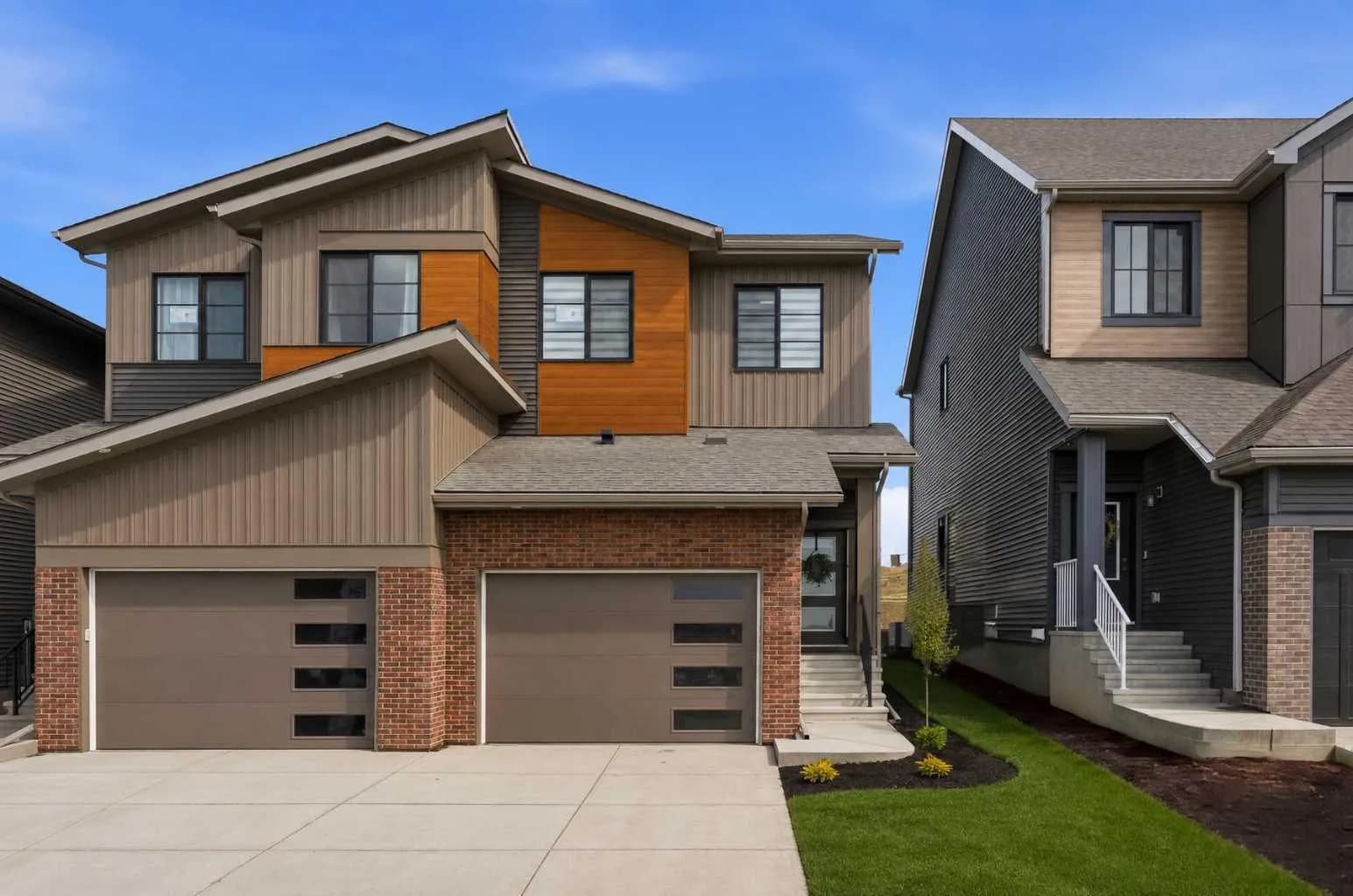 Semi Detached (Half Duplex)