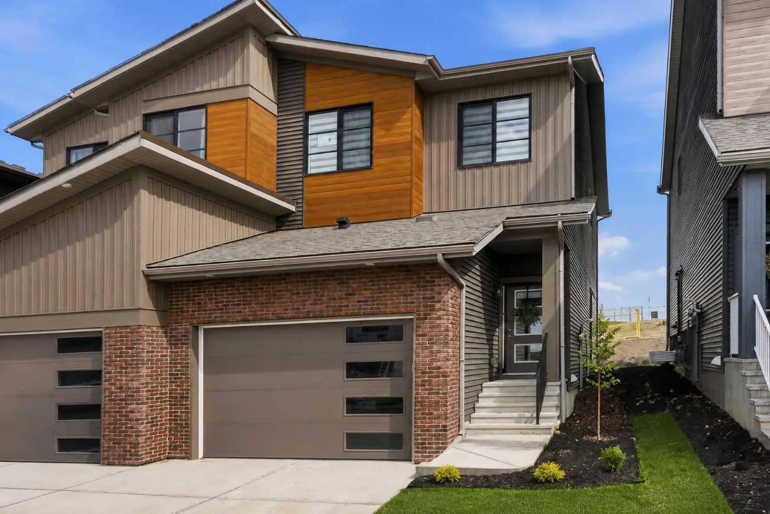 Semi Detached (Half Duplex)