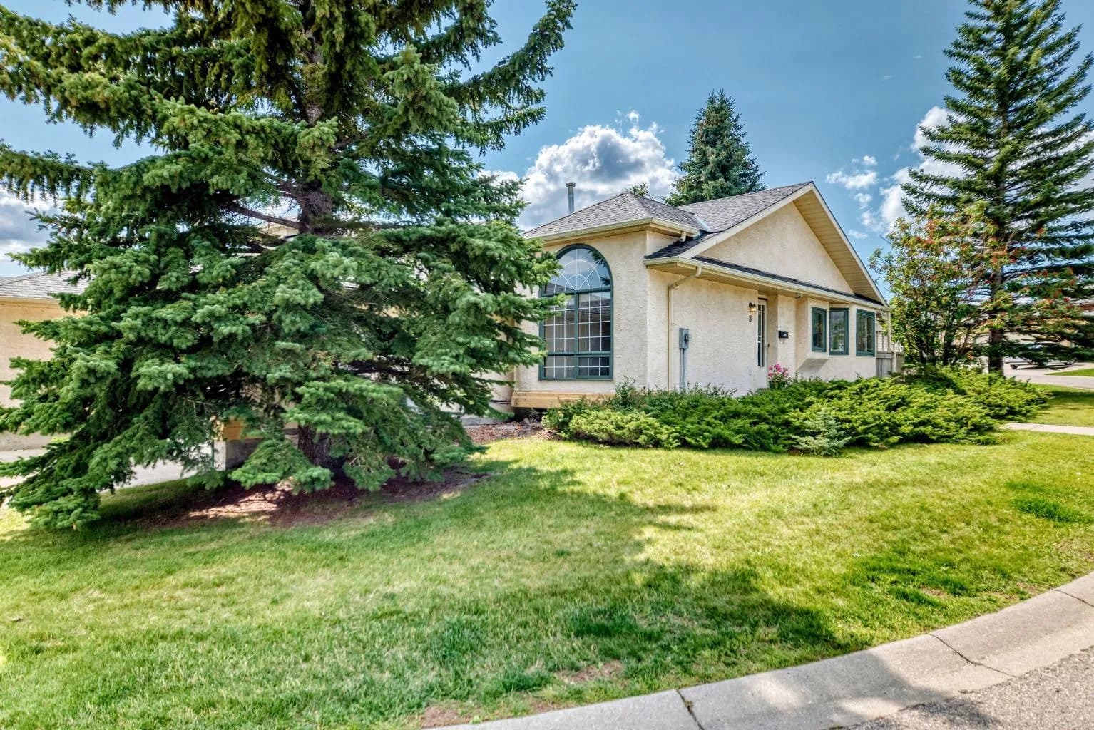 Semi Detached (Half Duplex)