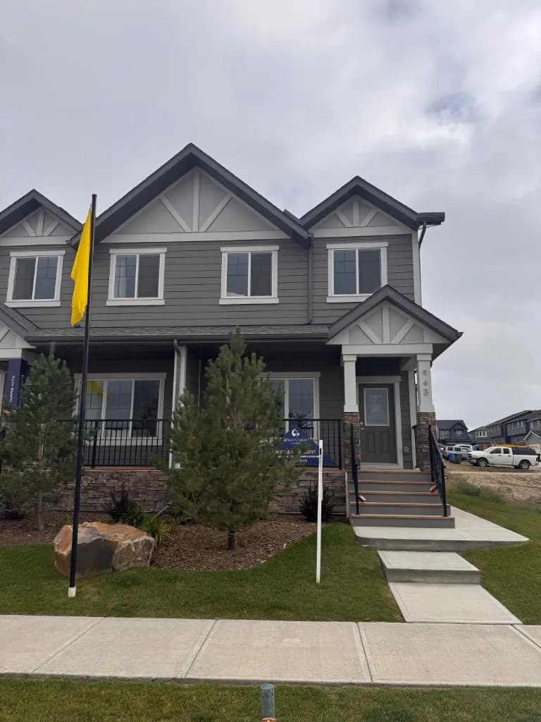 Semi Detached (Half Duplex)