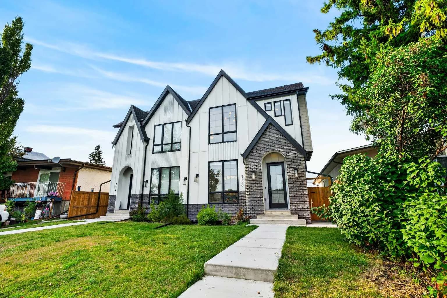 Semi Detached (Half Duplex)