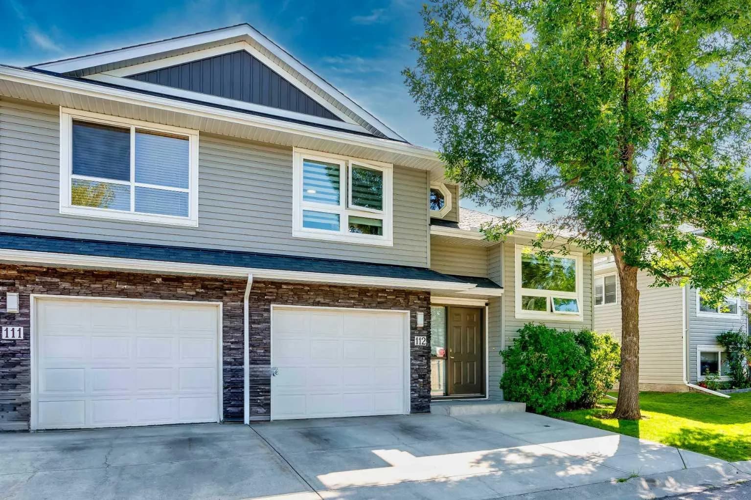 Semi Detached (Half Duplex)