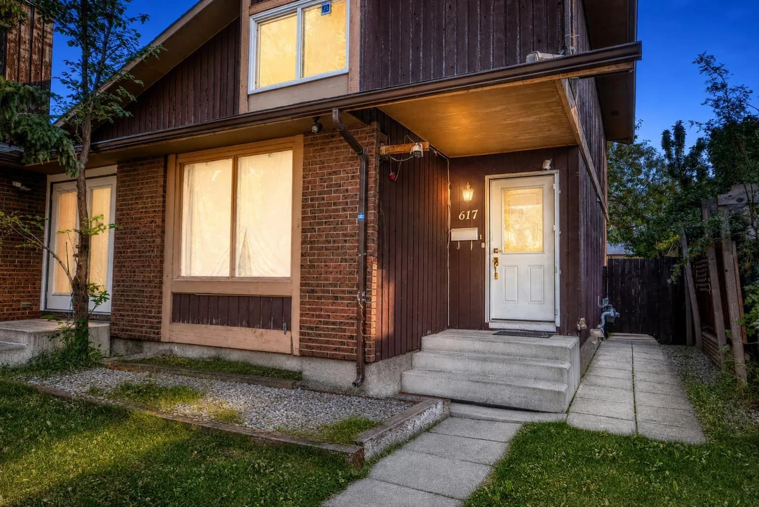Semi Detached (Half Duplex)