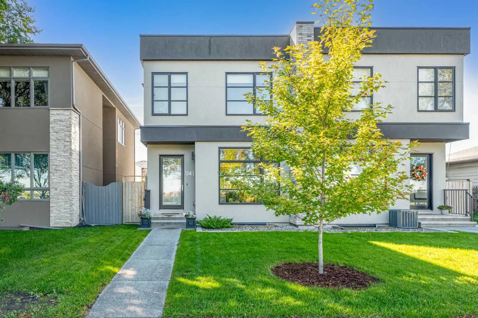 Semi Detached (Half Duplex)