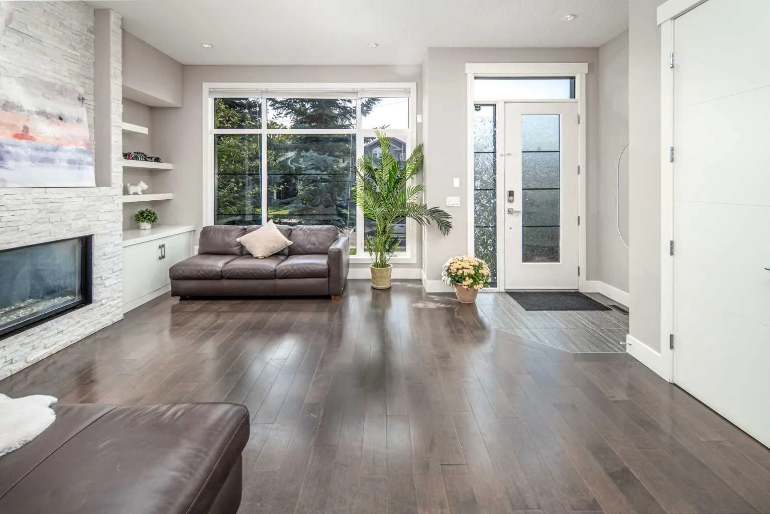 Semi Detached (Half Duplex)