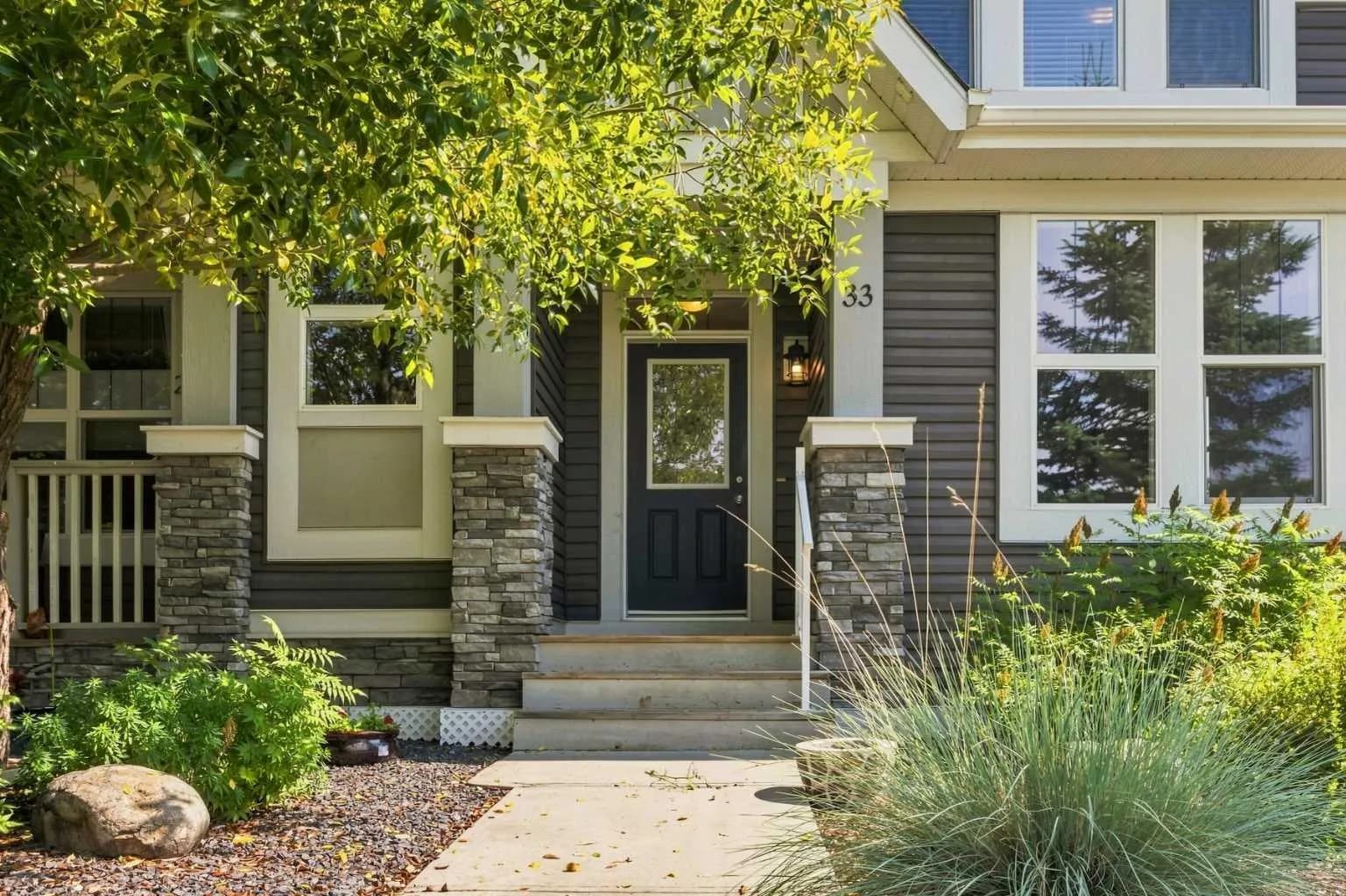 Semi Detached (Half Duplex)