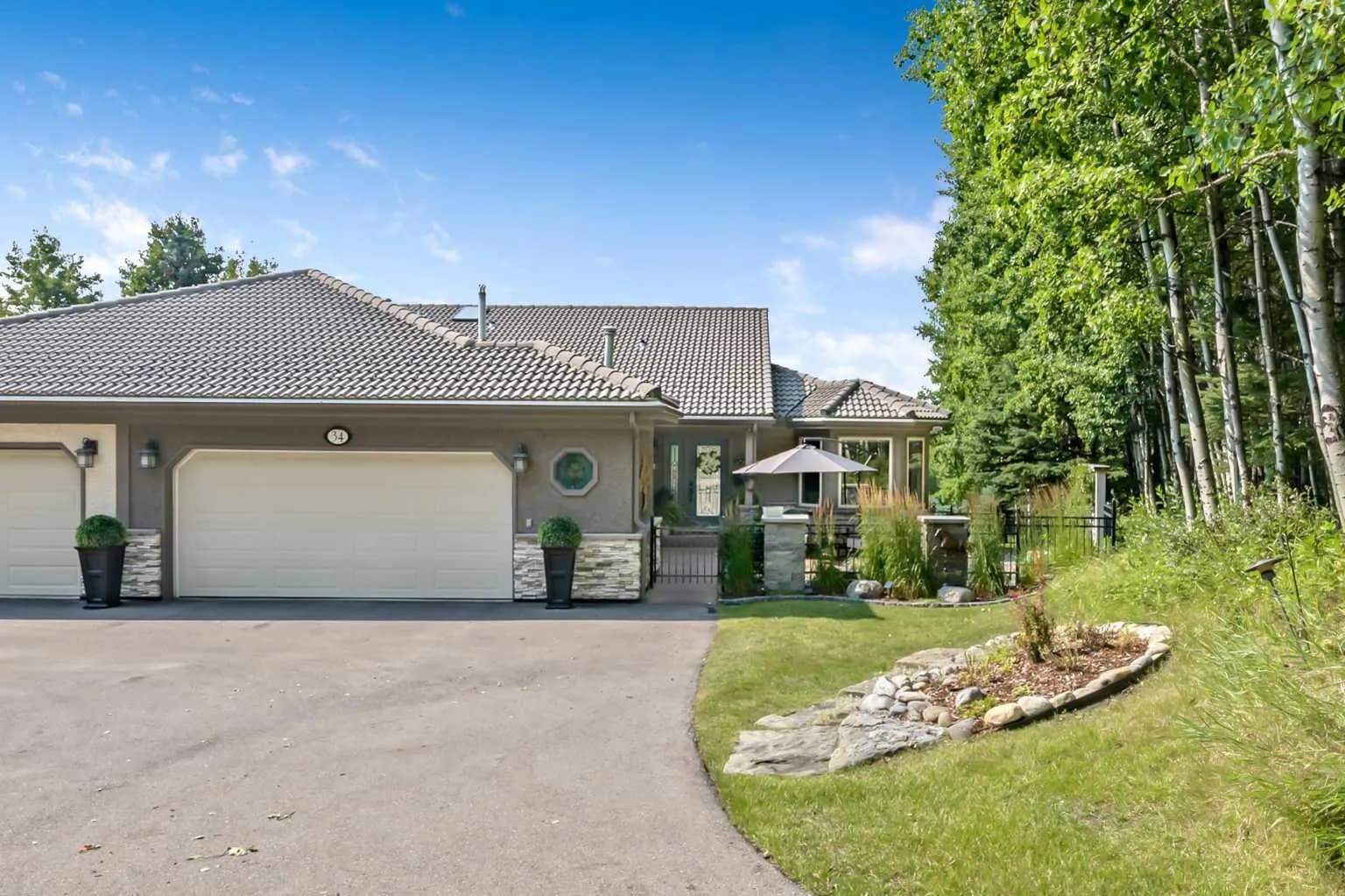 Semi Detached (Half Duplex)