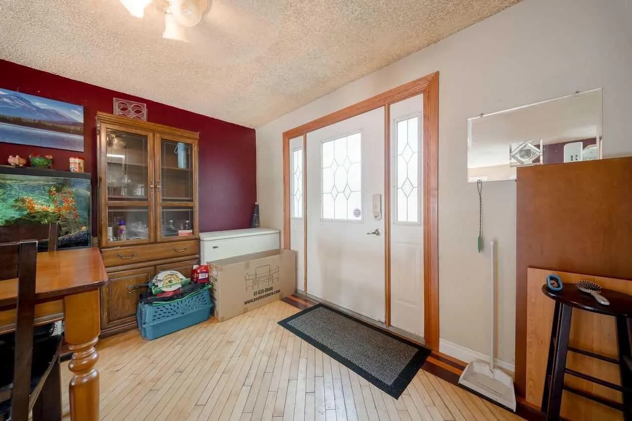 Semi Detached (Half Duplex)