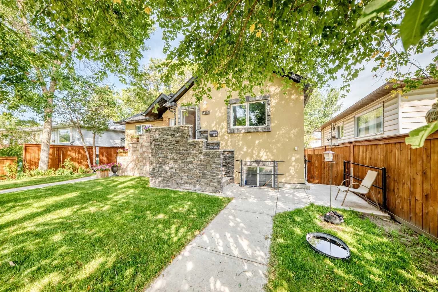 Semi Detached (Half Duplex)