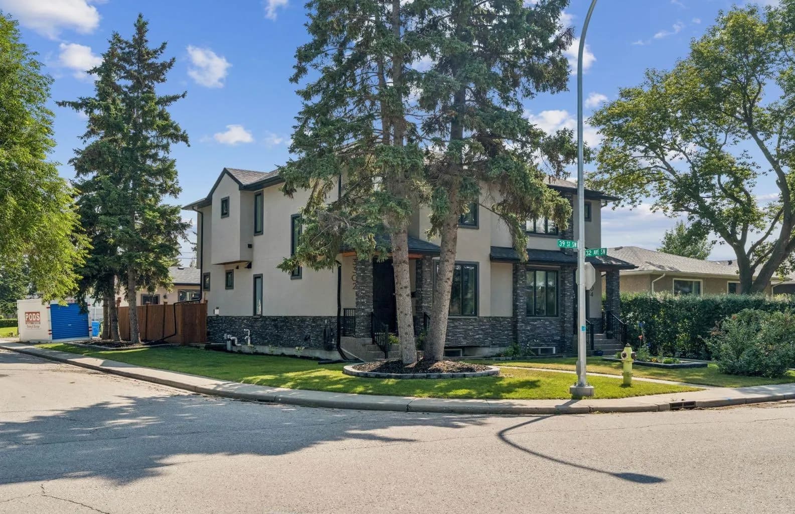 Semi Detached (Half Duplex)