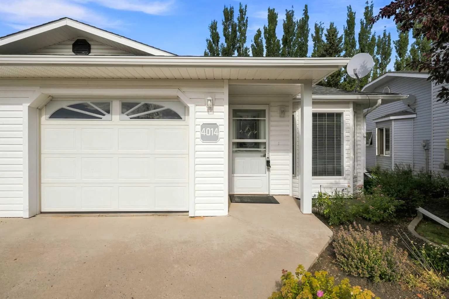 Semi Detached (Half Duplex)