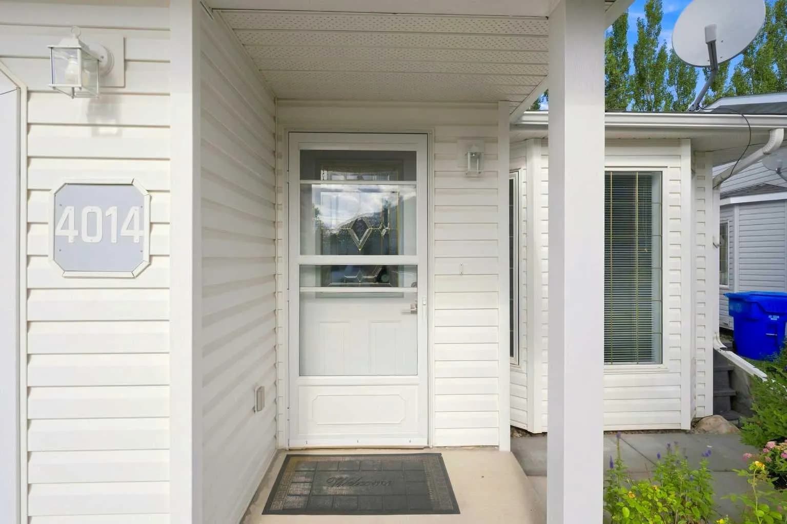 Semi Detached (Half Duplex)