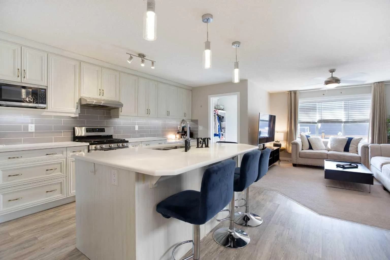 Semi Detached (Half Duplex)