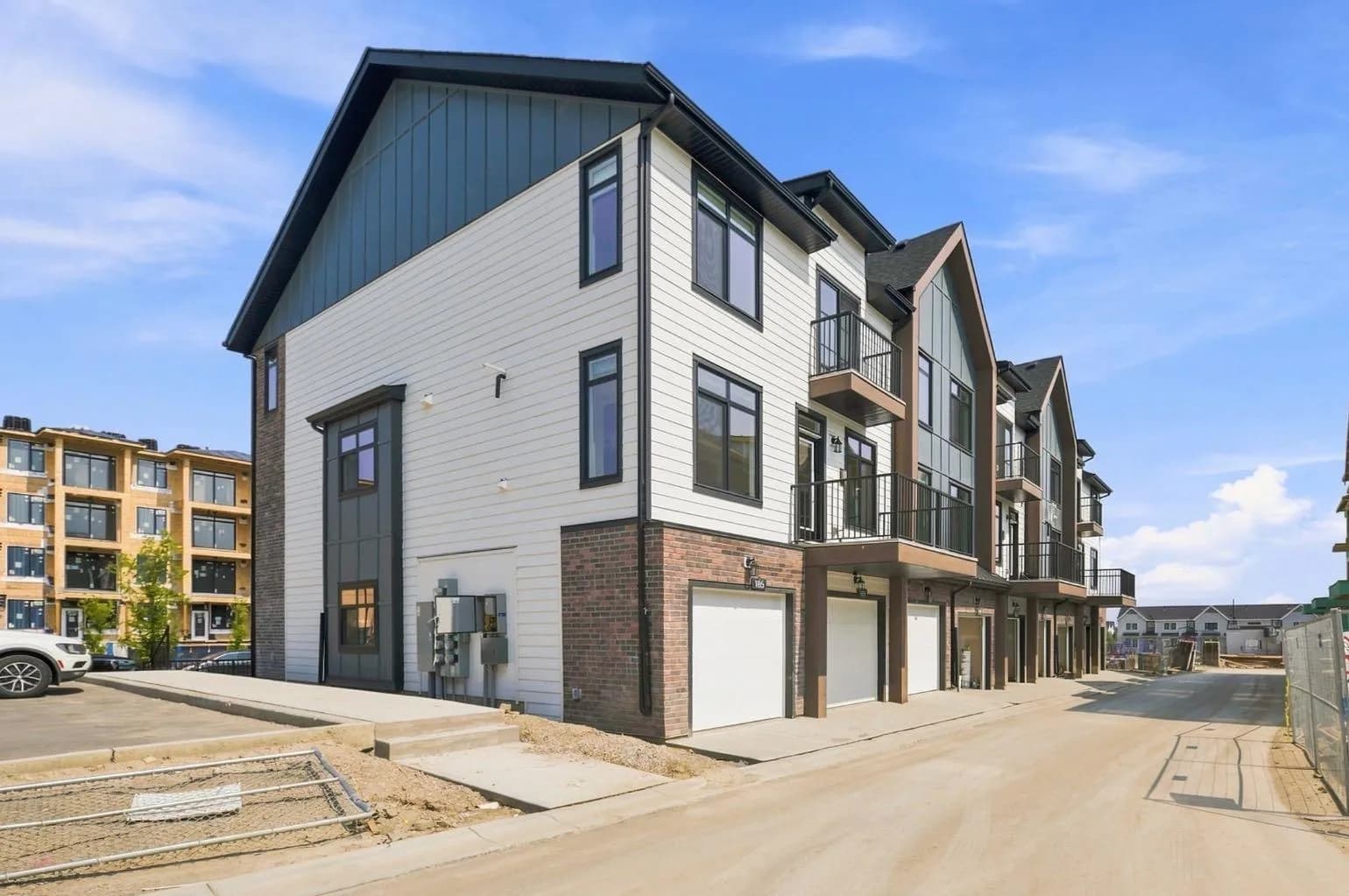 Row/Townhouse