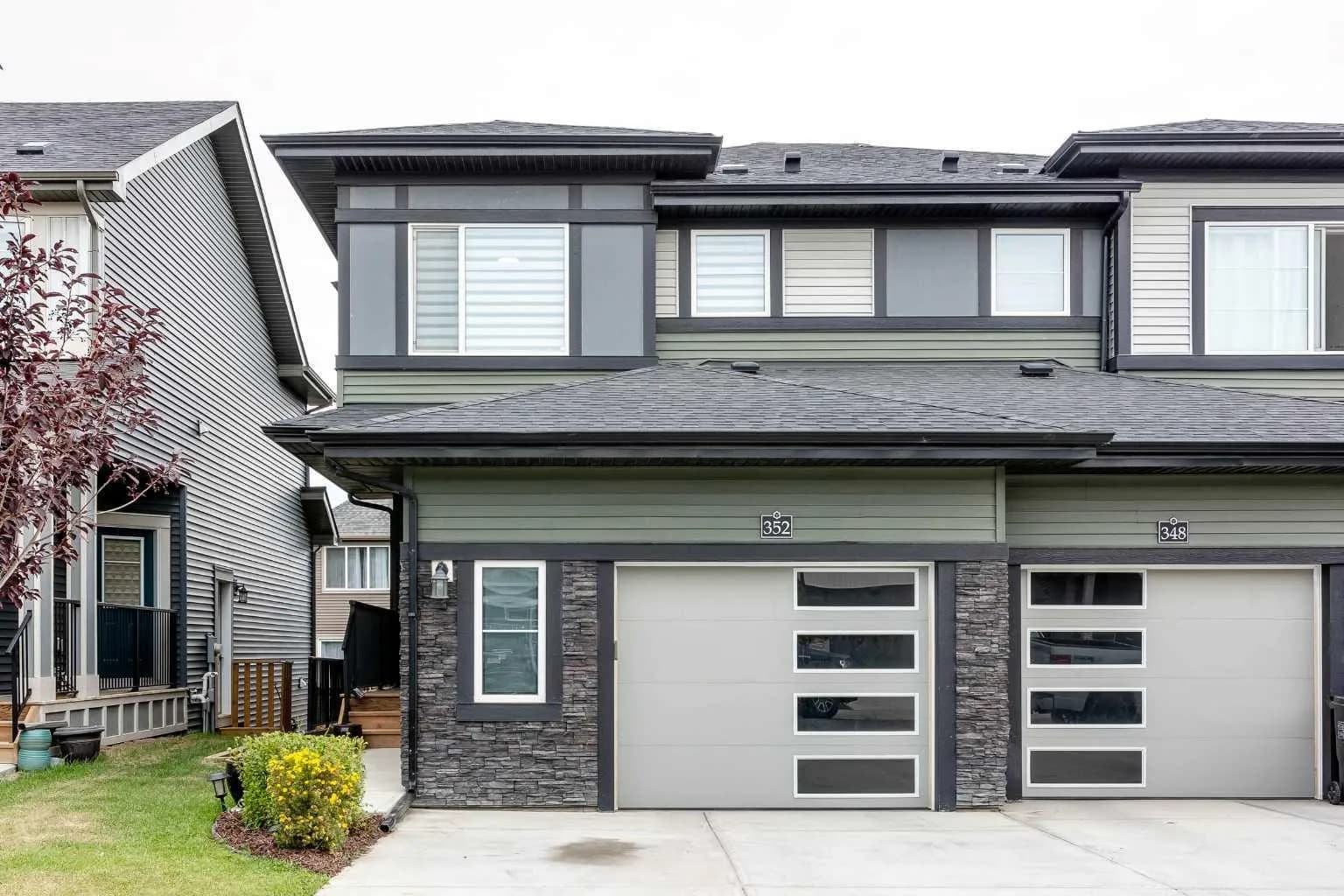 Semi Detached (Half Duplex)