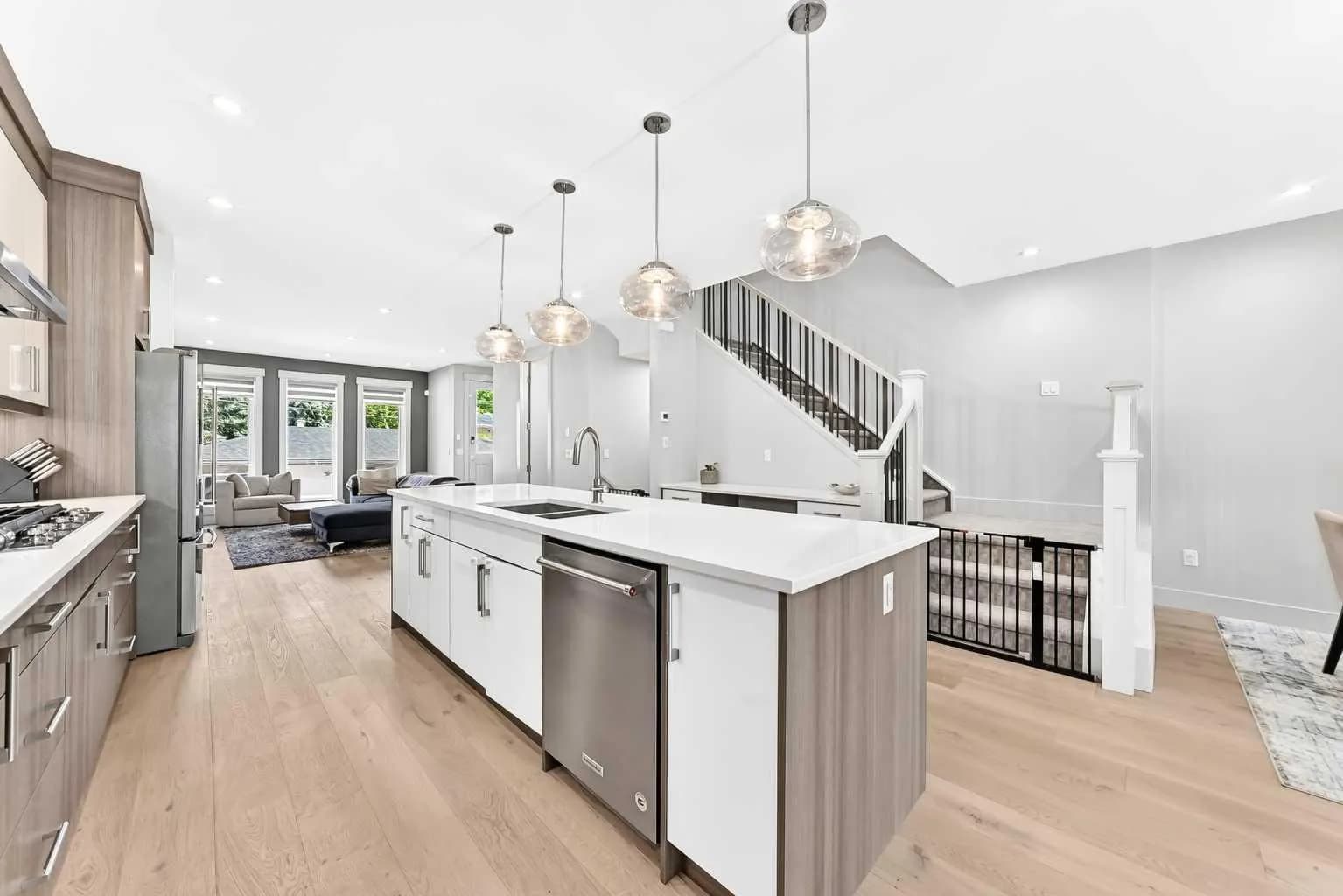 Semi Detached (Half Duplex)