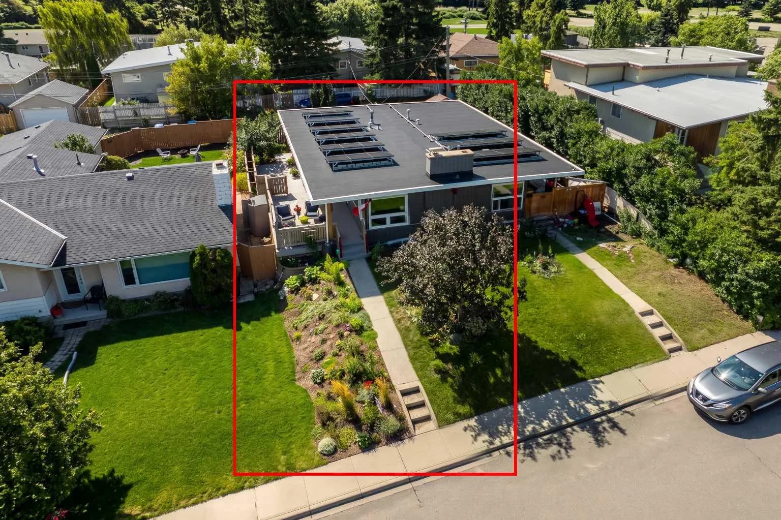 Semi Detached (Half Duplex)