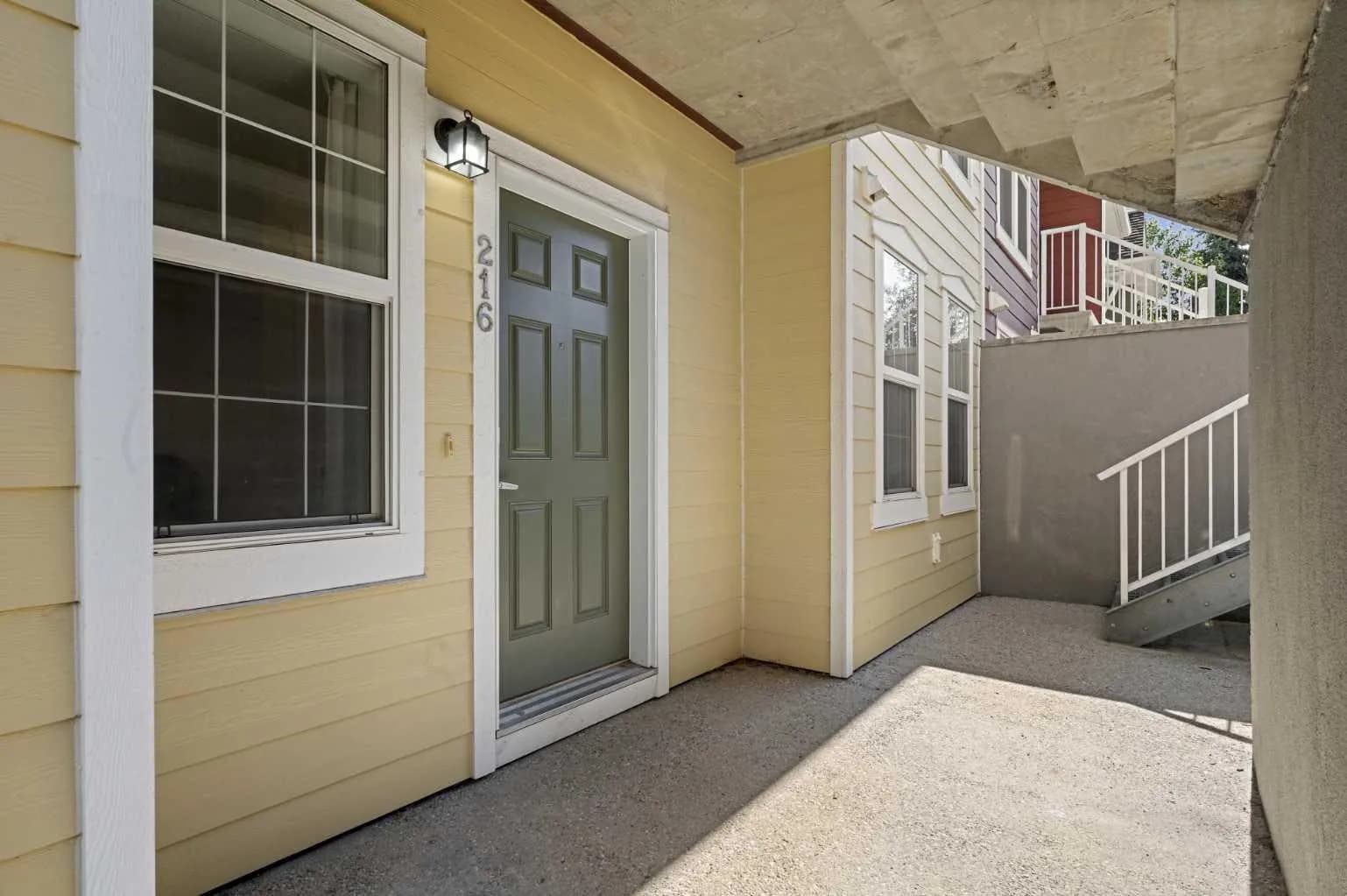 Row/Townhouse