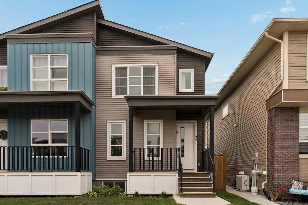 Semi Detached (Half Duplex)