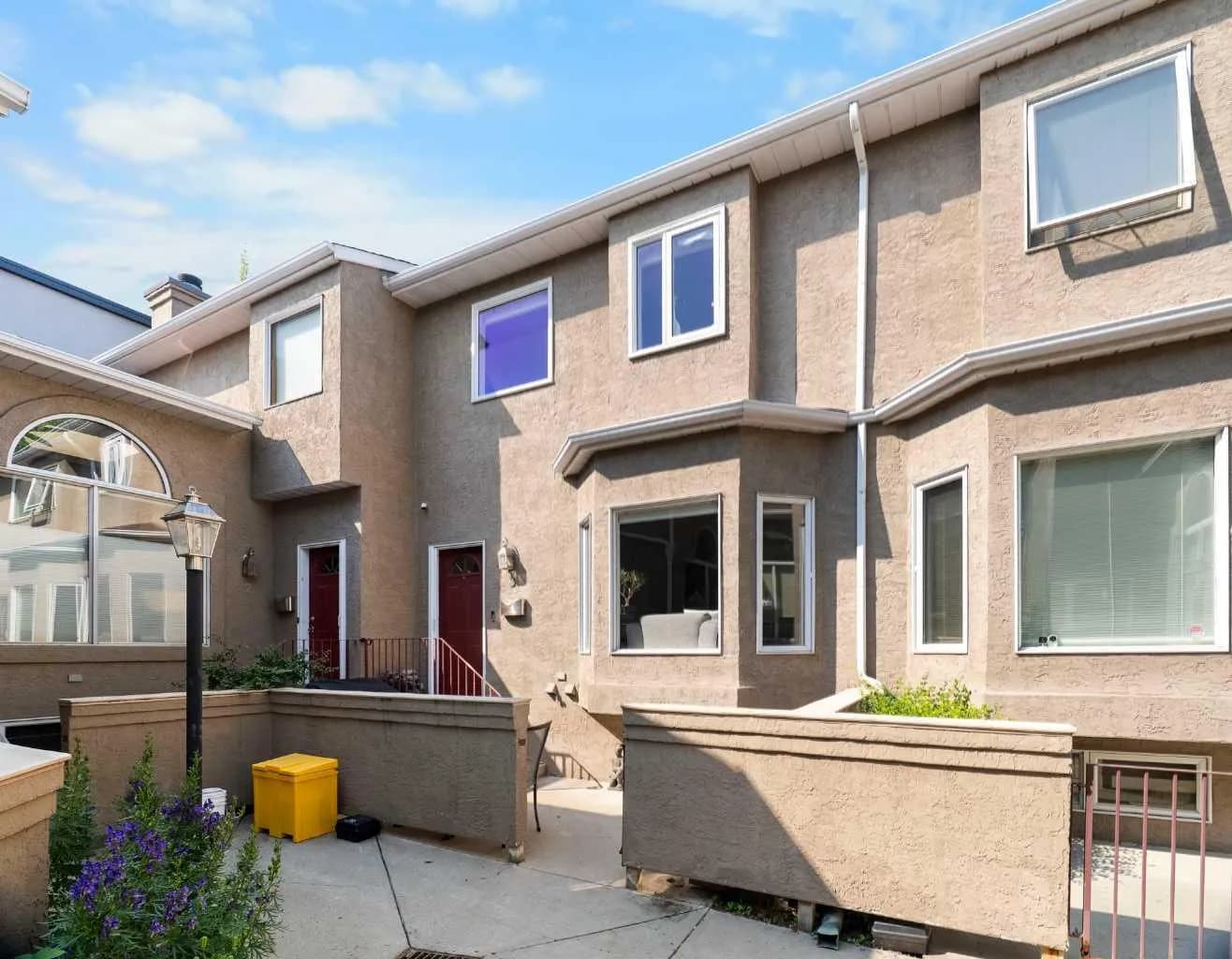 Row/Townhouse