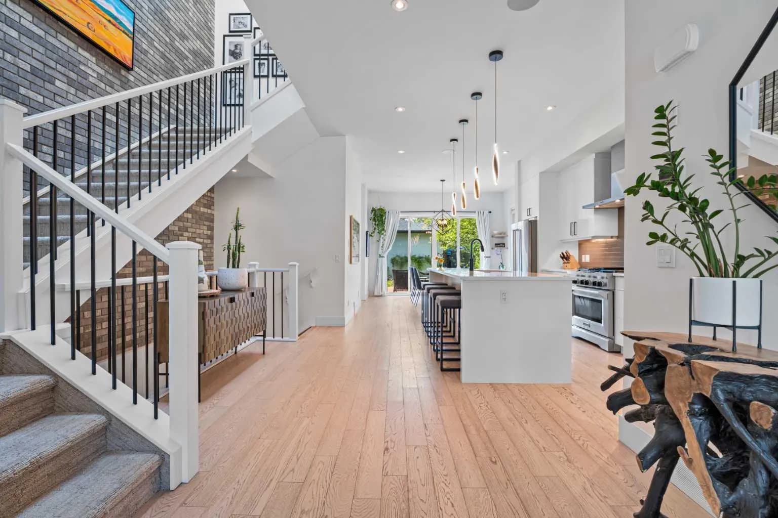 Semi Detached (Half Duplex)