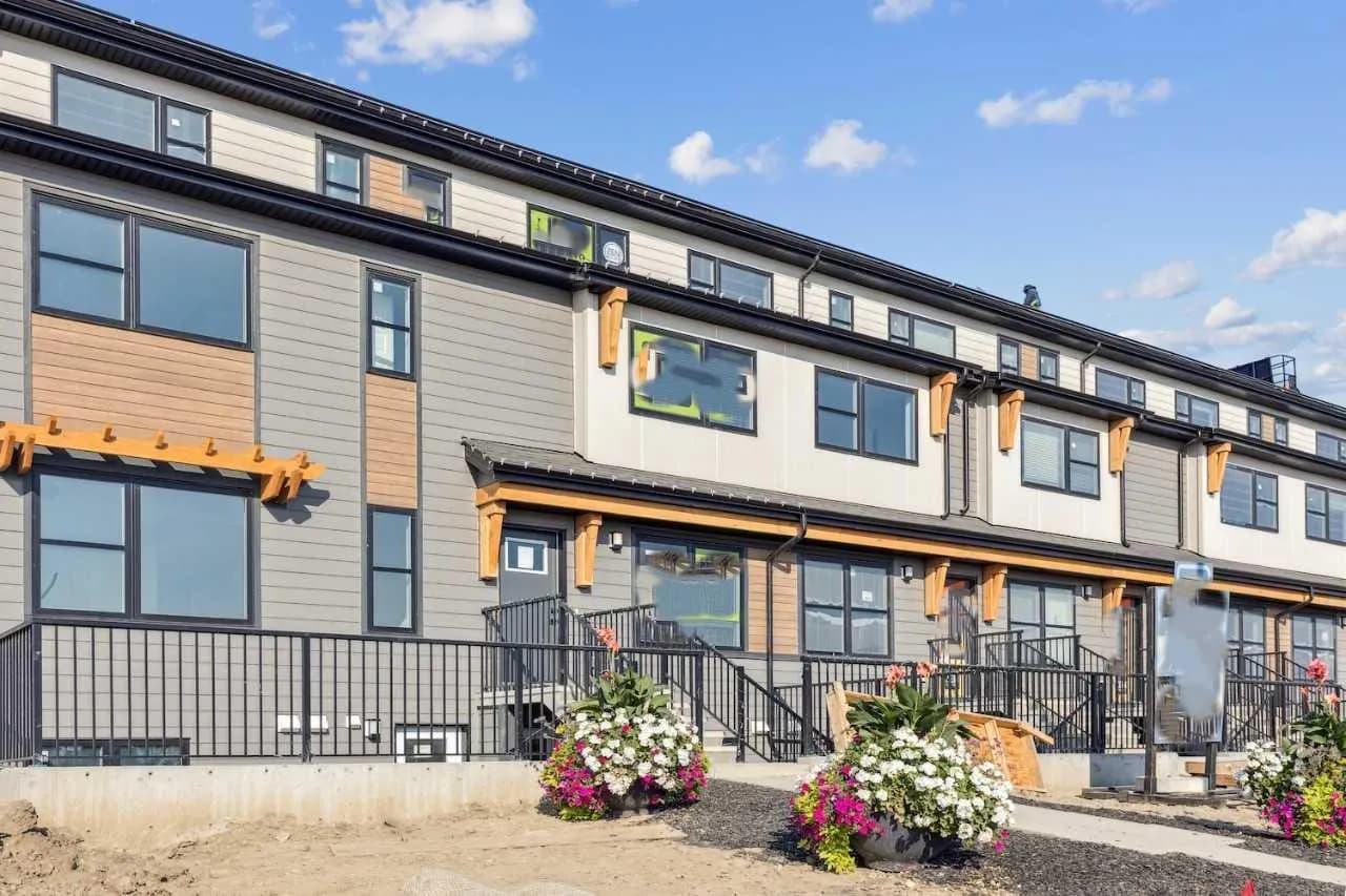 Row/Townhouse