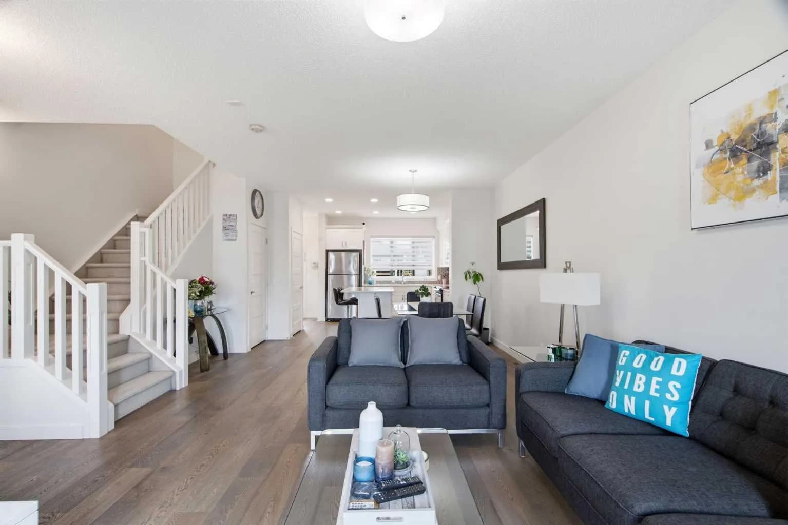 Semi Detached (Half Duplex)